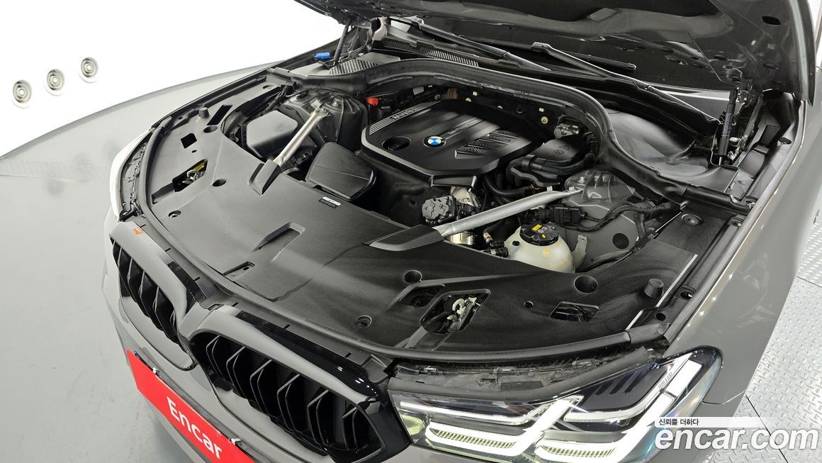 BMW Gran Turismo 2021