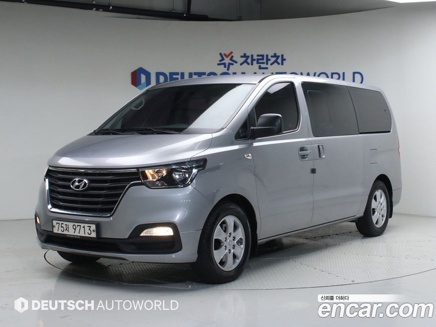 Hyundai Starex 2018