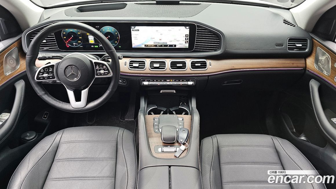 Mercedes-Benz GLE-Class 2021