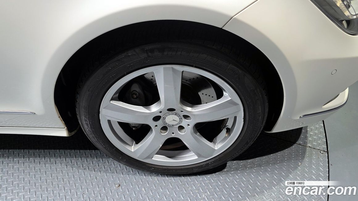 Mercedes-Benz CLS-Class 2013