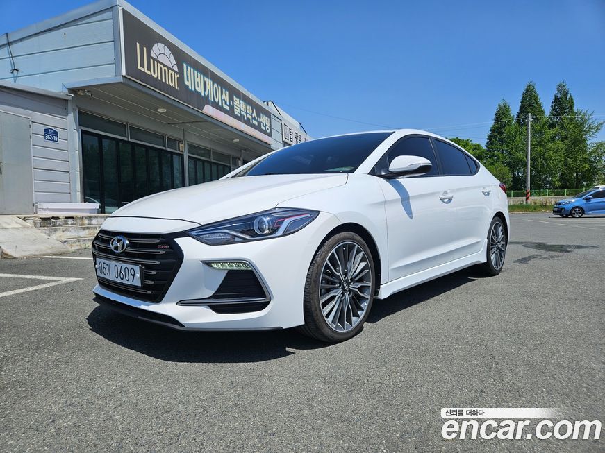 Hyundai AVANTE 2017