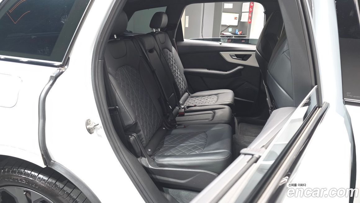 Audi Q7 2025