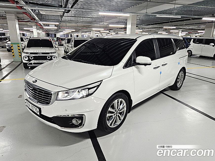 Kia Canival 2015