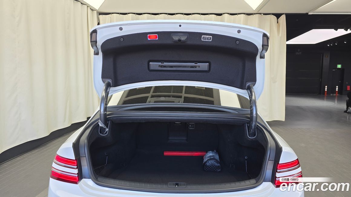 Genesis G80 2025
