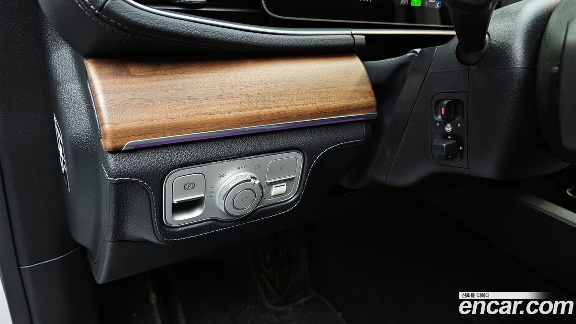 Mercedes-Benz GLE-Class 2021