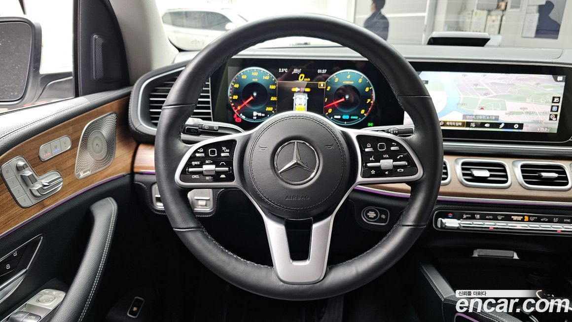 Mercedes-Benz GLE-Class 2021