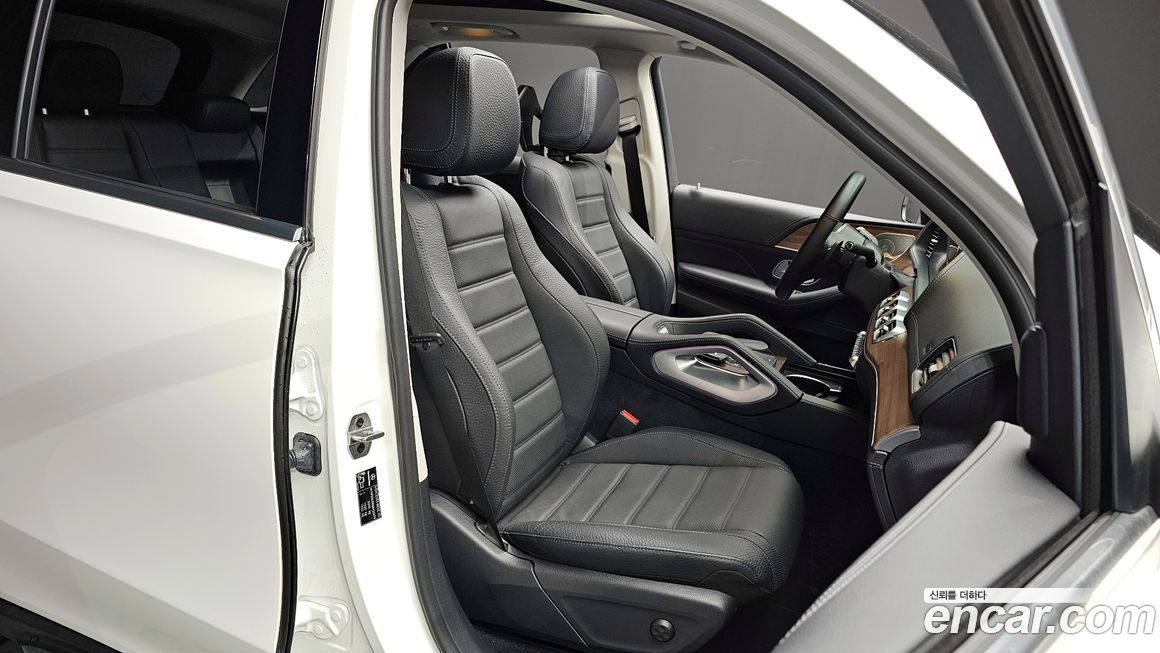 Mercedes-Benz GLE-Class 2021