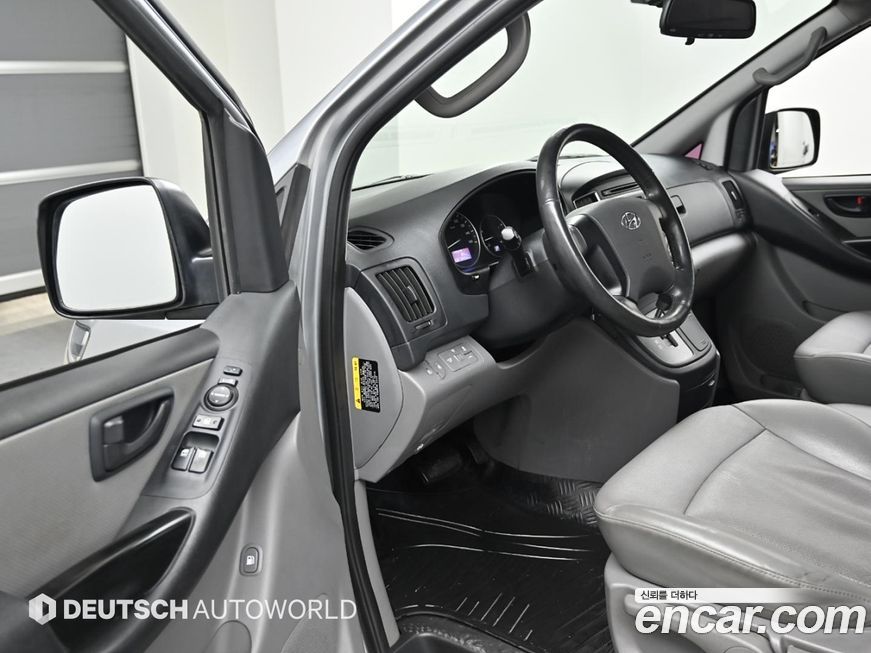 Hyundai Starex 2018