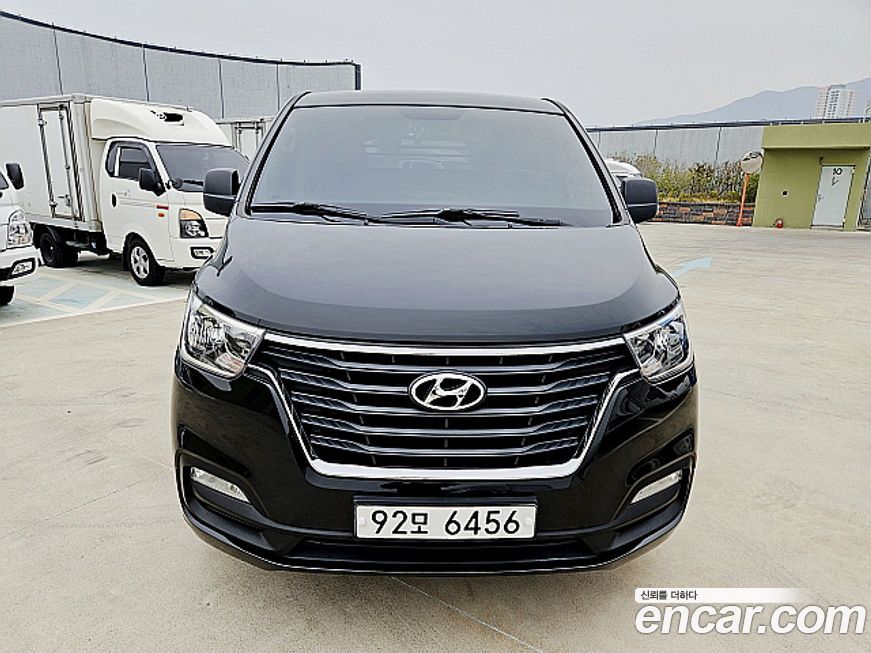 Hyundai Starex 2020