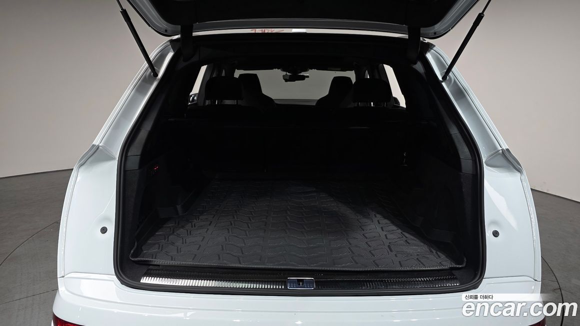Audi Q7 2025
