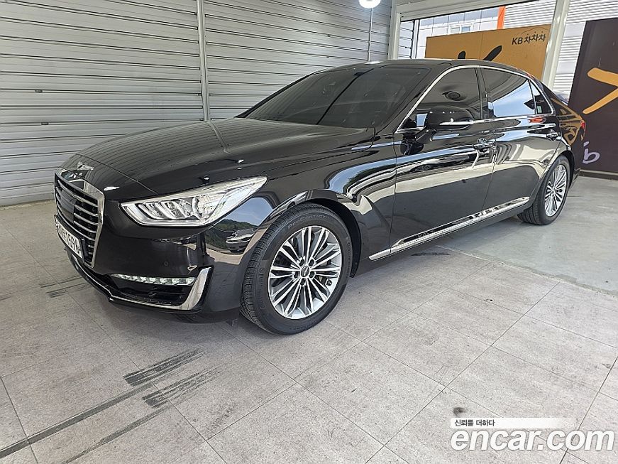 Genesis EQ900 2018