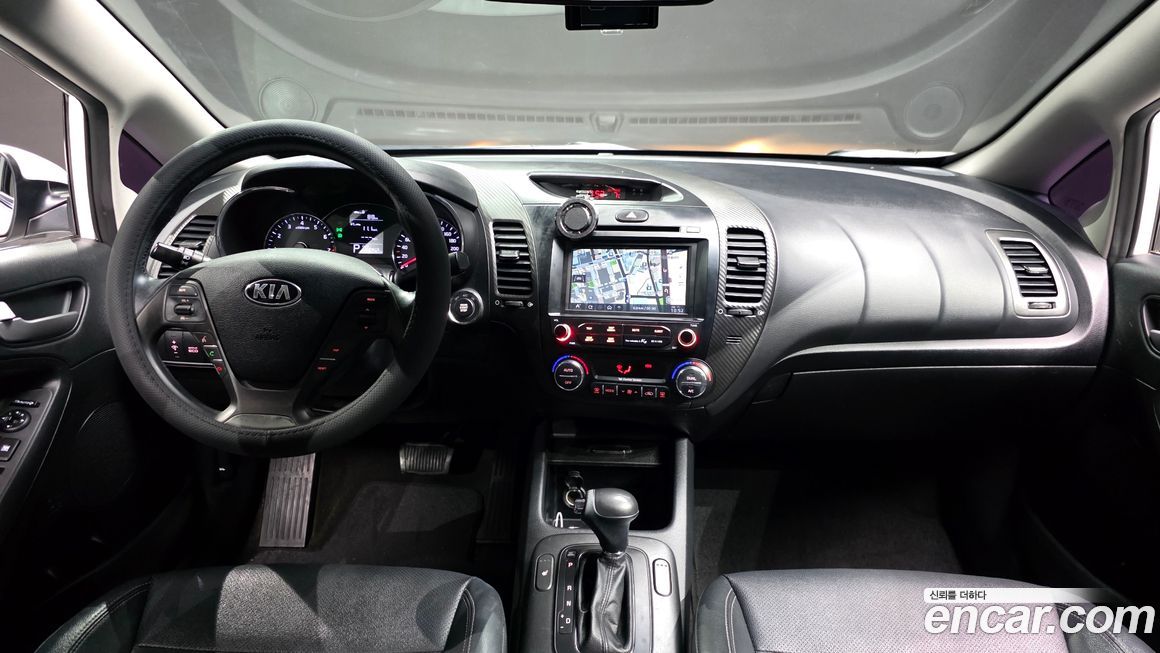 Kia K3 2015