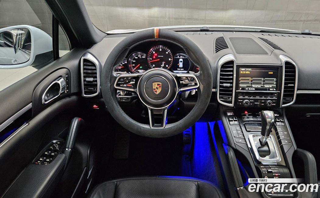 Porsche Cayenne 2016