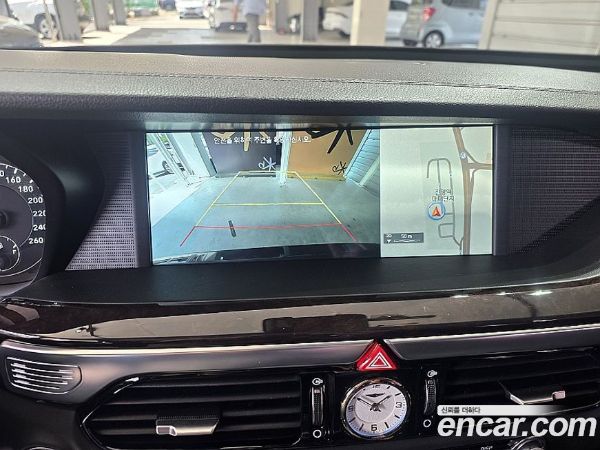 Genesis EQ900 2018