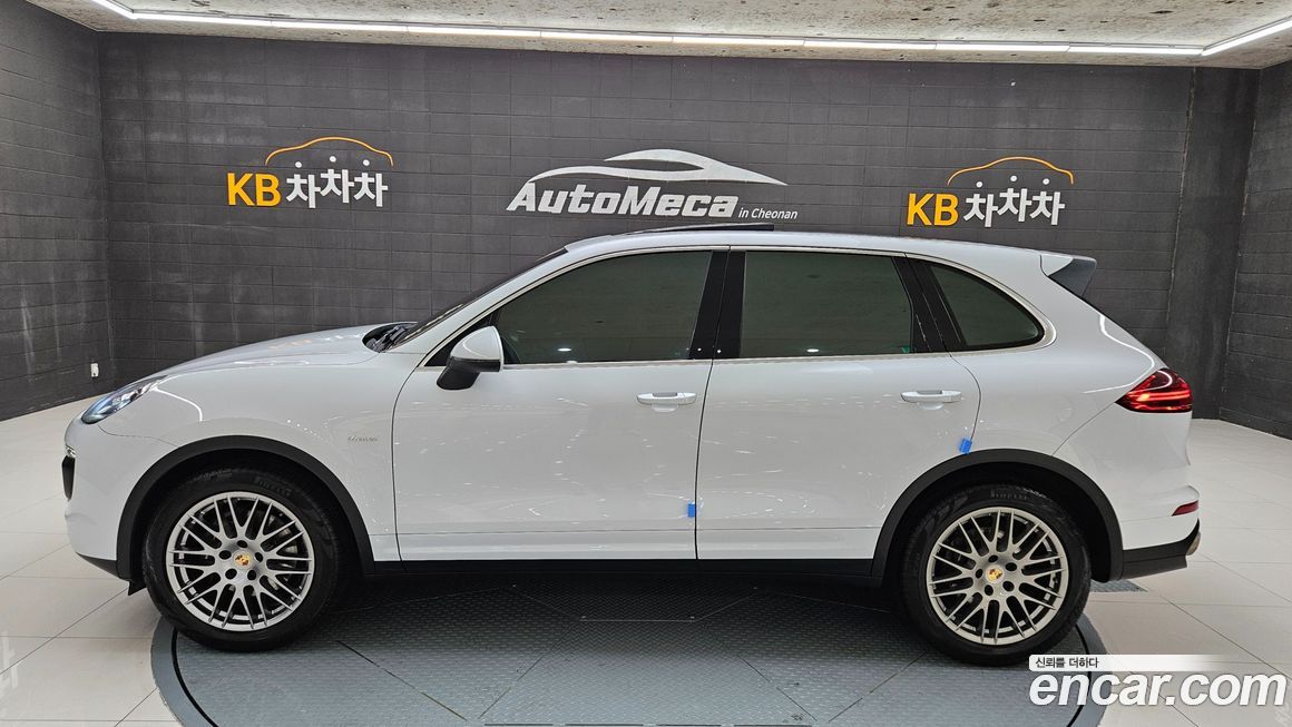 Porsche Cayenne 2016