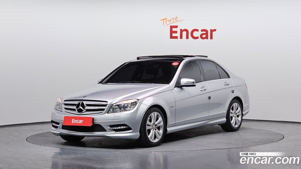 Mercedes-Benz C-Class 2011