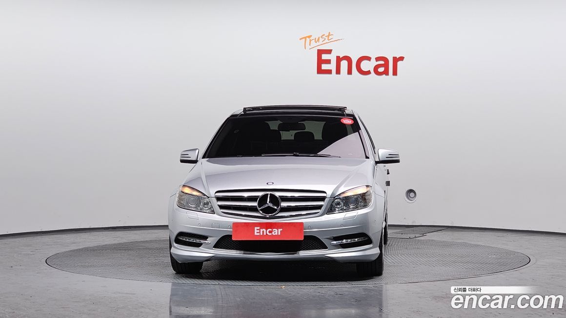 Mercedes-Benz C-Class 2011
