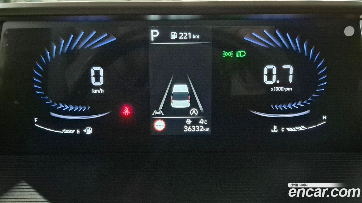 Hyundai Staria 2022