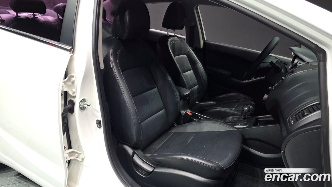 Kia K3 2015