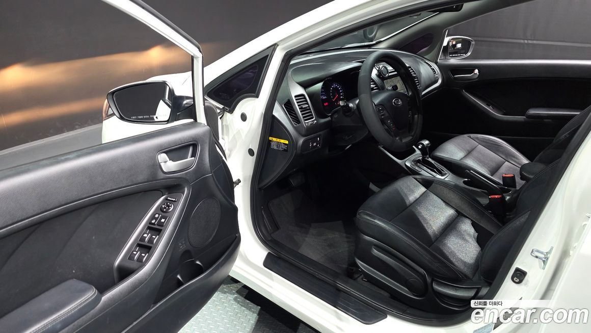 Kia K3 2015