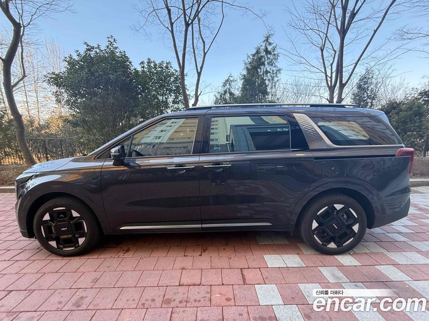 Kia Canival 2025
