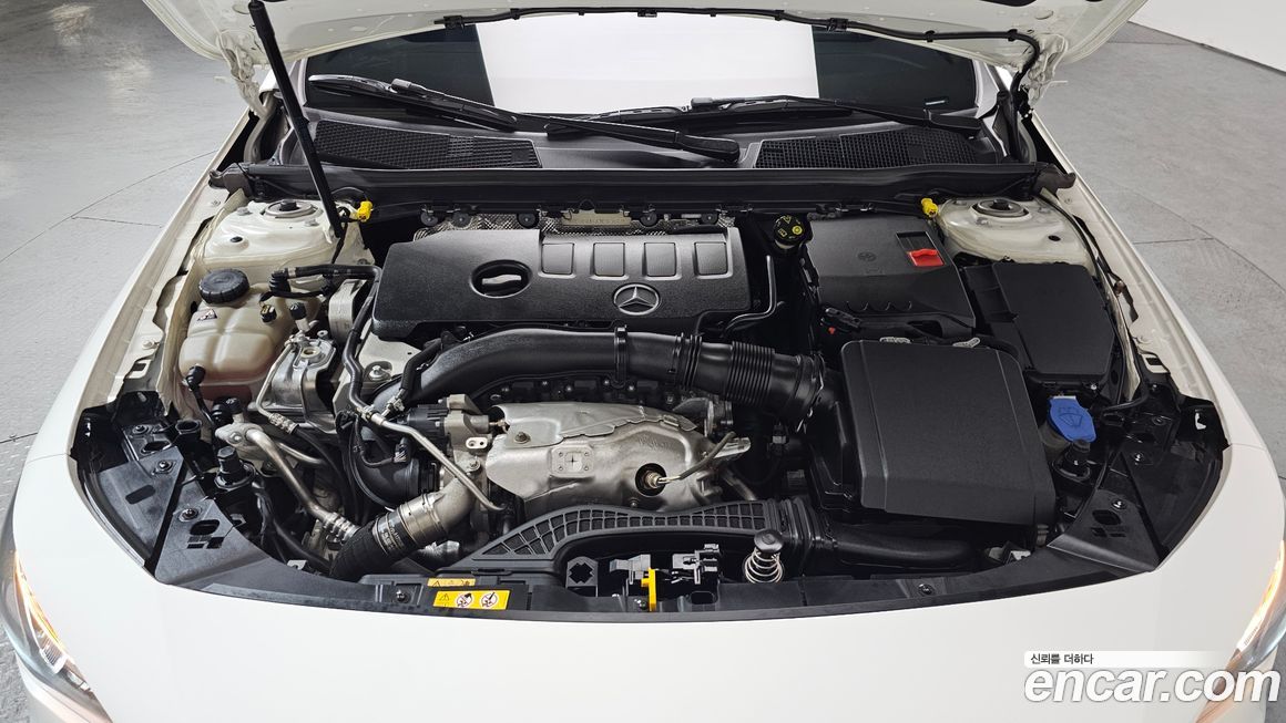 Mercedes-Benz CLA-Class 2023