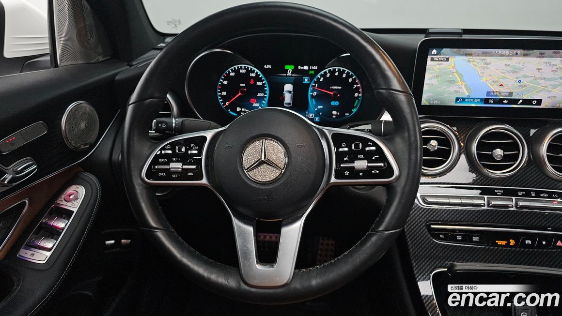 Mercedes-Benz GLC-Class 2021