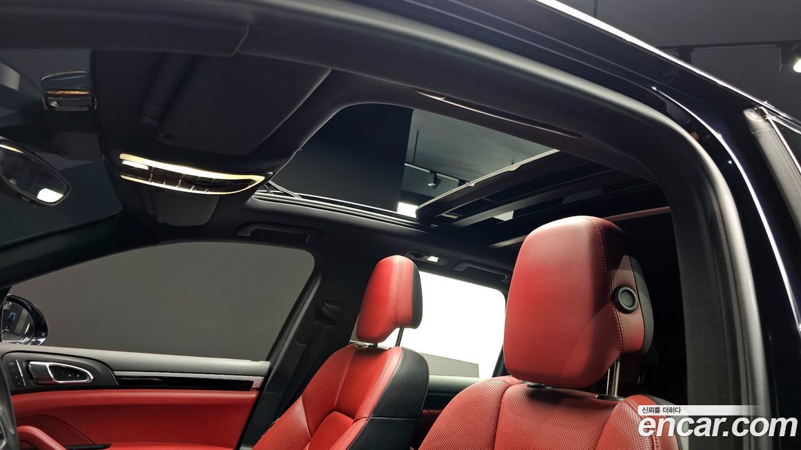 Porsche Cayenne 2016