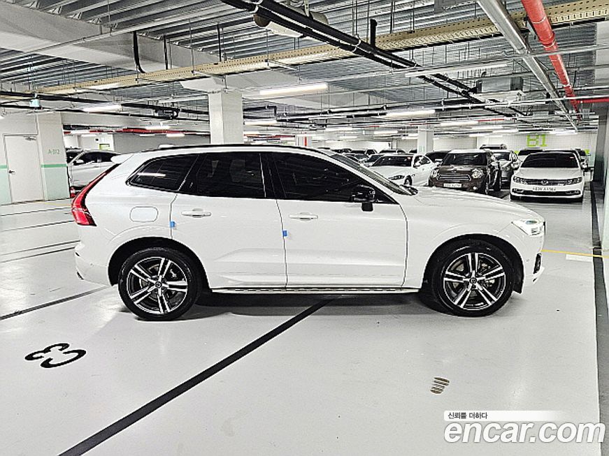 Volvo XC60 2021