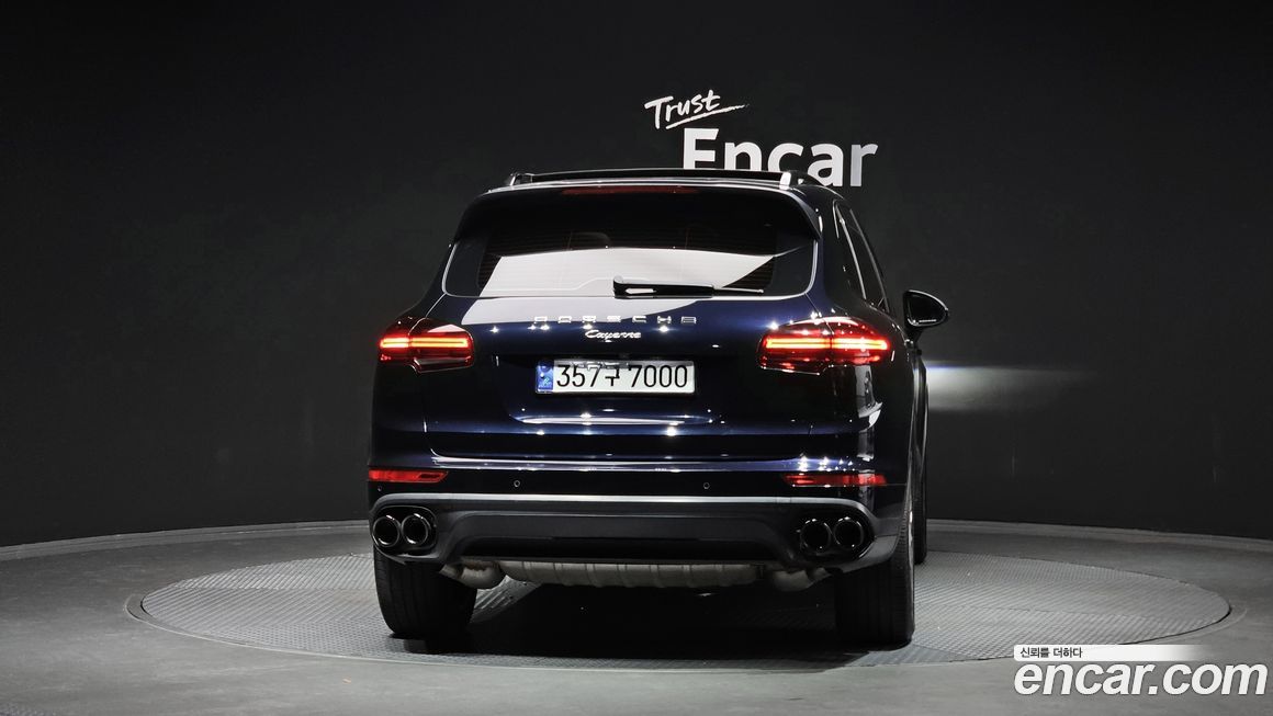Porsche Cayenne 2016