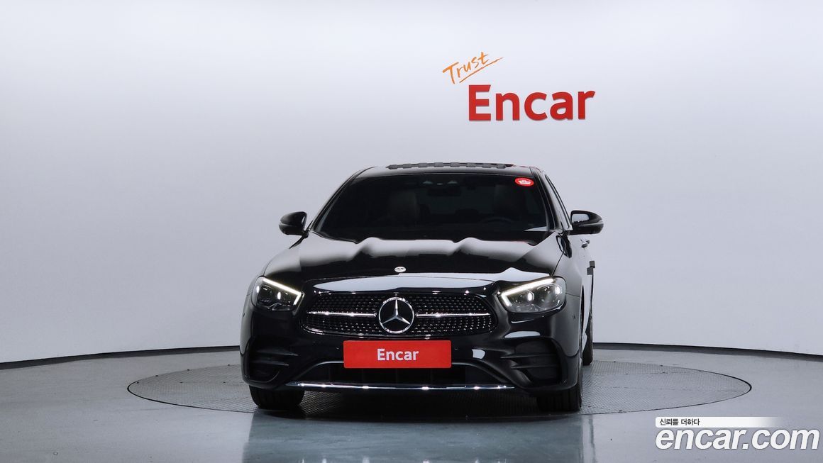 Mercedes-Benz E-Class 2023