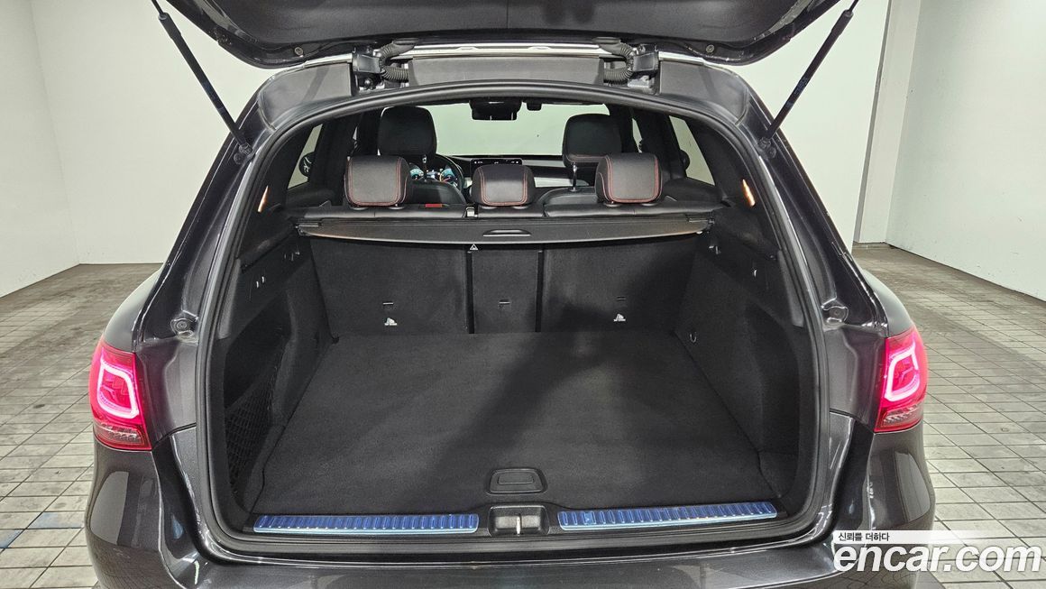 Mercedes-Benz GLC-Class 2022