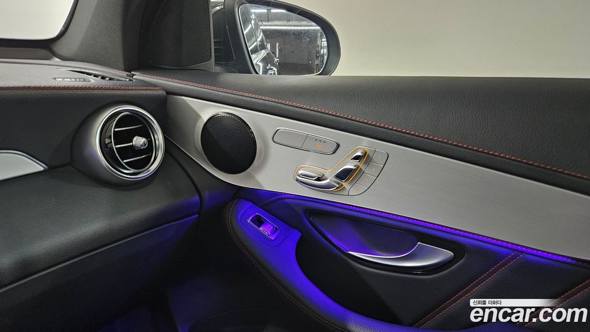 Mercedes-Benz GLC-Class 2022