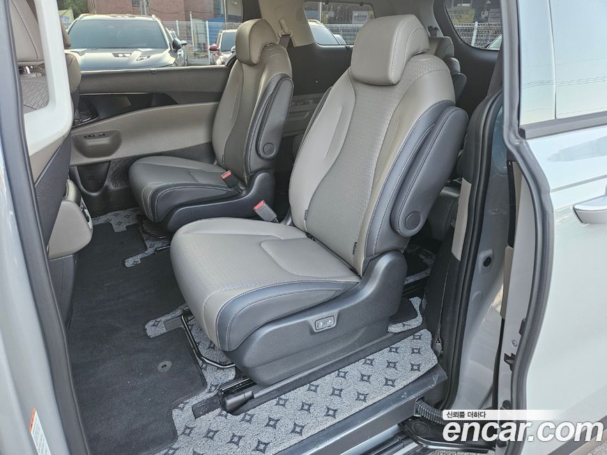 Kia Canival 2025