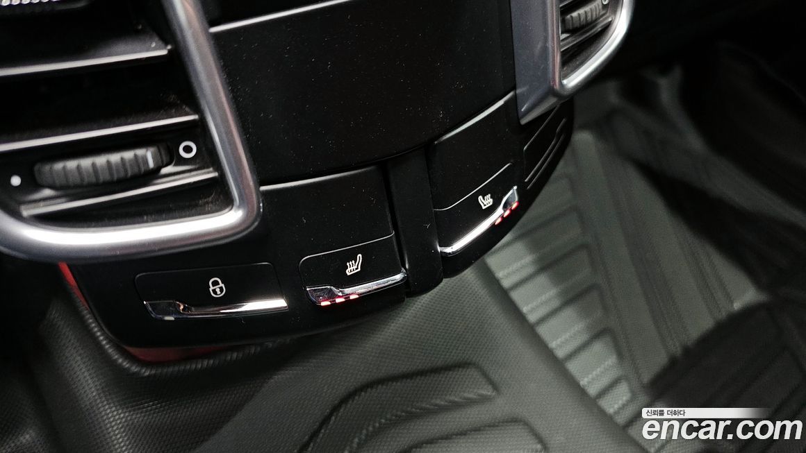 Porsche Cayenne 2016