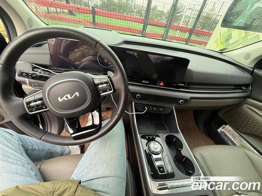 Kia Canival 2025