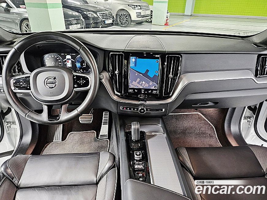 Volvo XC60 2021