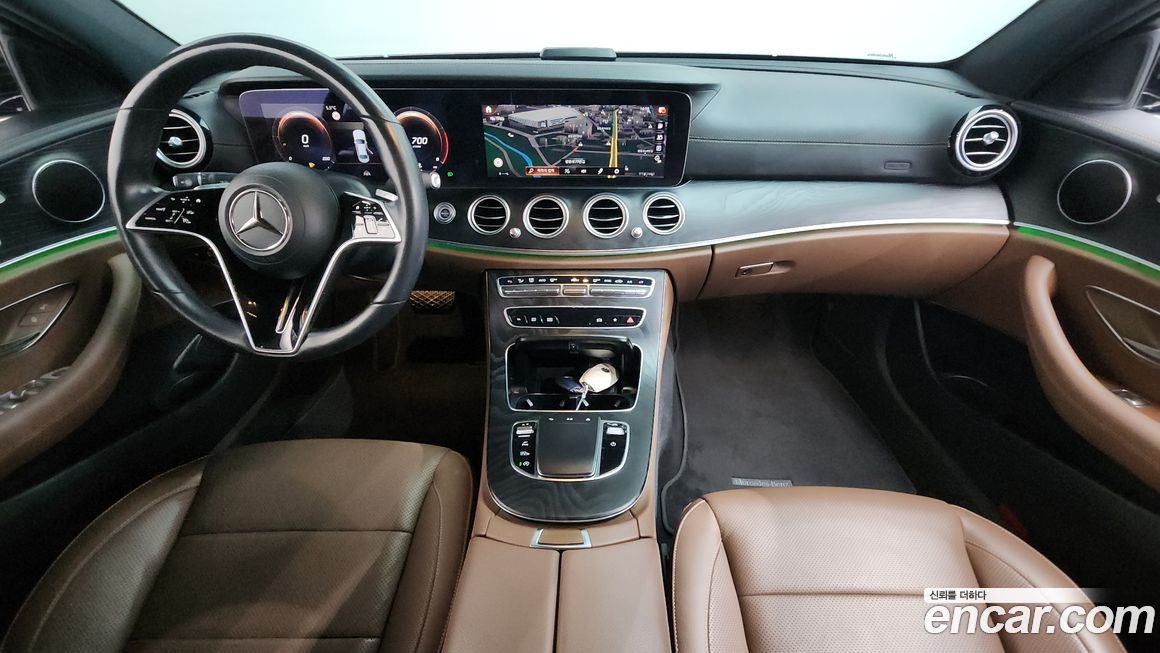 Mercedes-Benz E-Class 2023