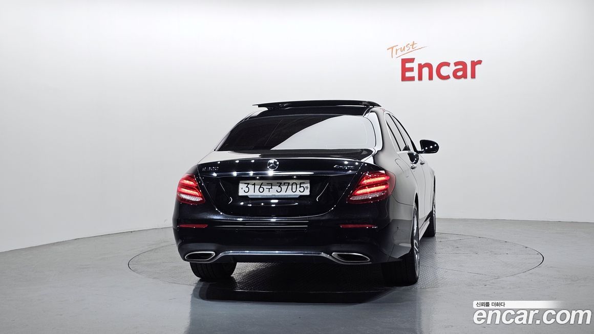Mercedes-Benz E-Class 2020