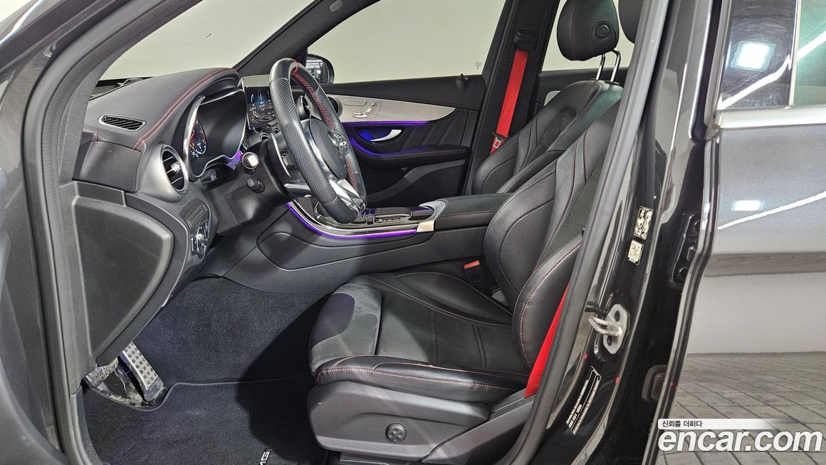 Mercedes-Benz GLC-Class 2022