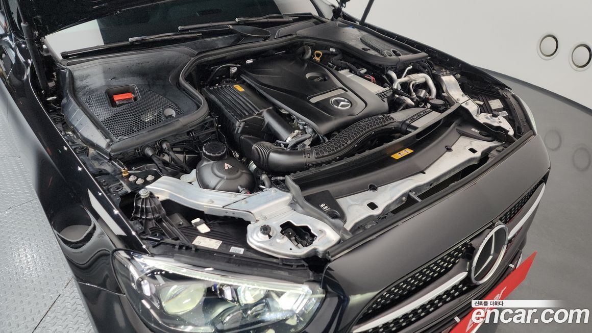 Mercedes-Benz E-Class 2023