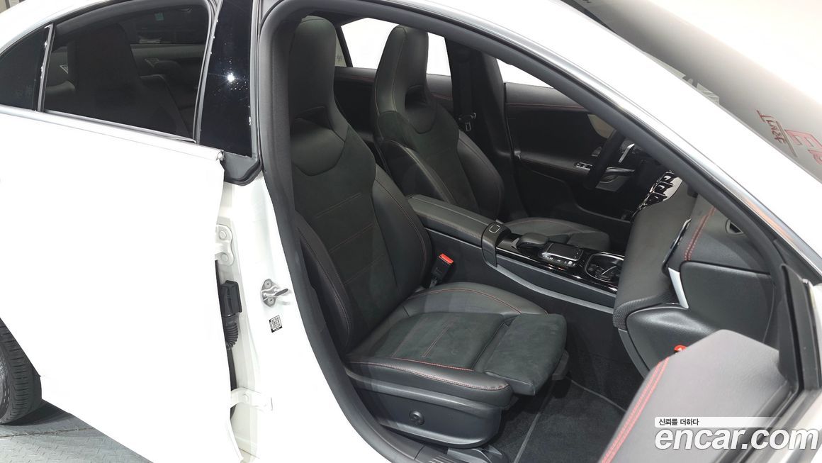 Mercedes-Benz CLA-Class 2023