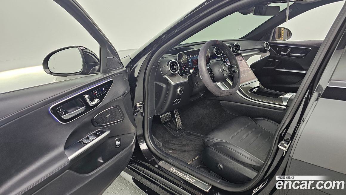 Mercedes-Benz C-Class 2024