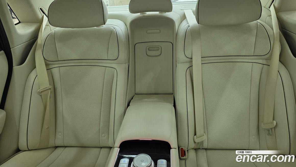 Genesis G90 2023