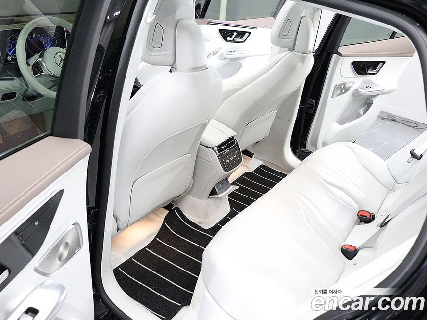 Mercedes-Benz EQE 2023