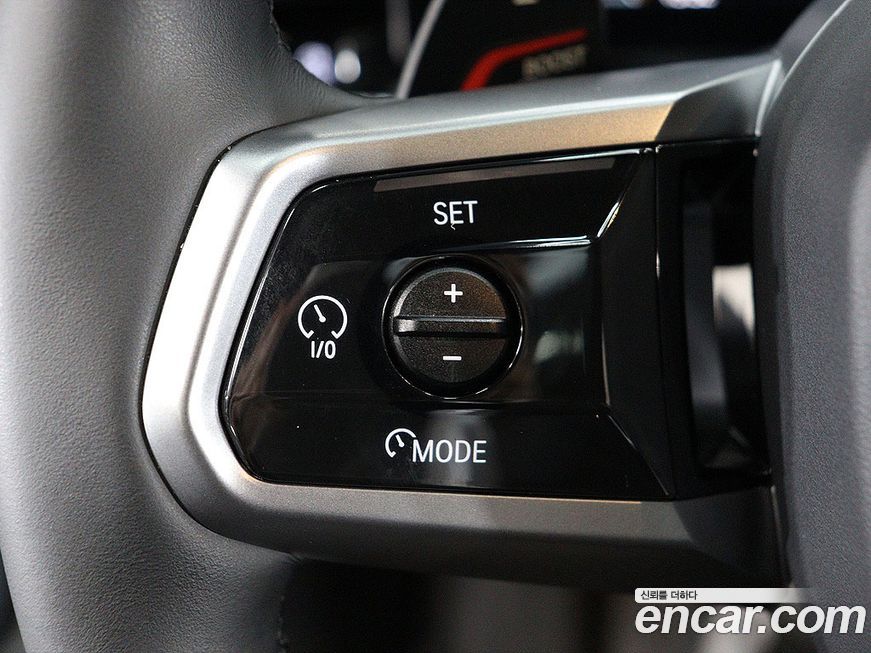 BMW 5-Series 2024