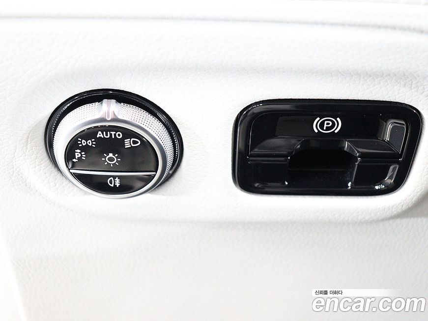 Mercedes-Benz EQE 2023