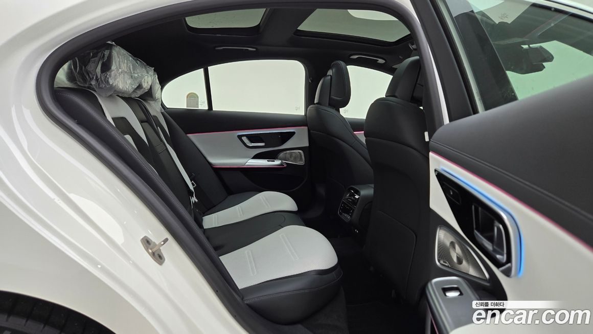 Mercedes-Benz E-Class 2026