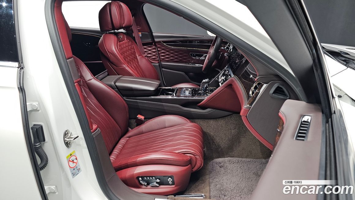 Bentley Flying Spur 2022