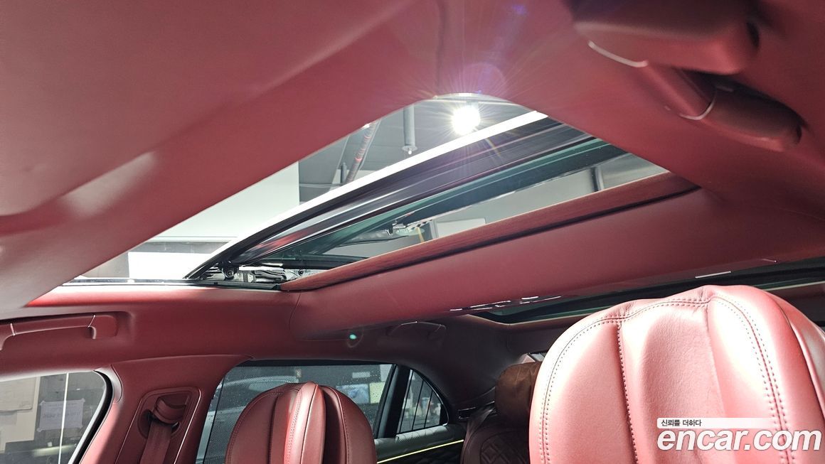 Bentley Flying Spur 2022